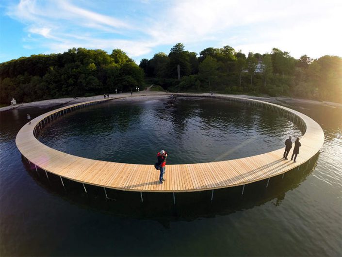 the-infinite-bridge-sculpture-by-the-sea-gjode-povlsgaard-arkitekter-designboom-04