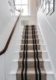 tapis pour escalier avec rayure noire